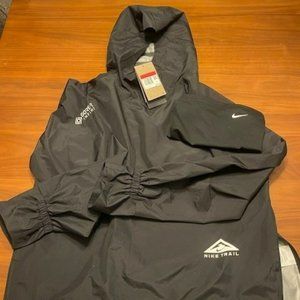 Women's Nike Trail Running Jacket